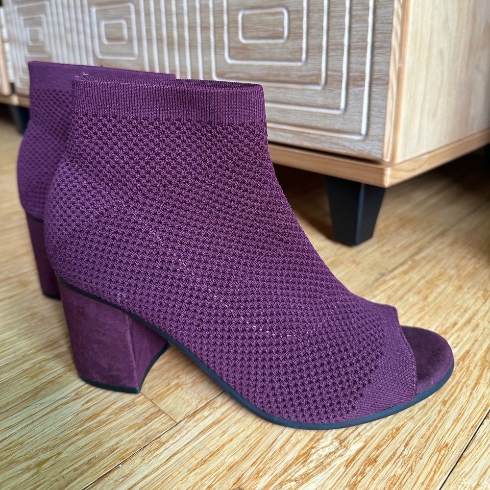 Burgundy Purple Heels Elastic Women’s 7.5